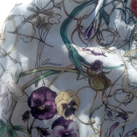 Gucci - Picture 4 of 9